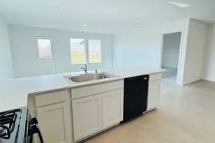 7157 Waterford Crk Ct, Fort Worth, TX 76179 - Photo 6