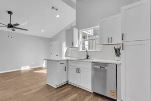 17676 Kelly Blvd, Dallas, TX 75287 - Photo 4