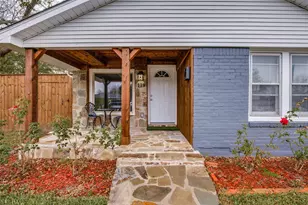 119 W Lk St, Sherman, TX 75090 - Photo 2