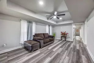 119 W Lk St, Sherman, TX 75090 - Photo 4