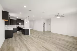 125 Toftrees Dr, Cleburne, TX 76031 - Photo 10