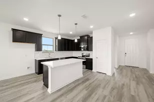 125 Toftrees Dr, Cleburne, TX 76031 - Photo 6