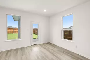 125 Toftrees Dr, Cleburne, TX 76031 - Photo 14