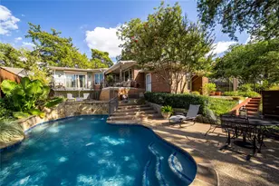 903 Bison Trail, Dallas, TX 75208 - Photo 28