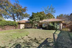 2421 Maple Leaf Dr, Plano, TX 75075 - Photo 18