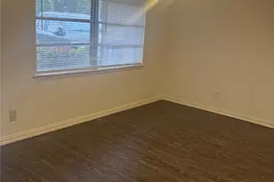 839 Jadewood, Dallas, TX 75232 - Photo 2