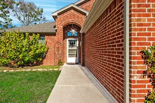 1209 Sherman St, Tioga, TX 76271 - Photo 8