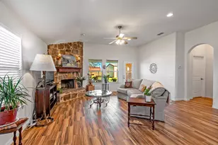 1209 Sherman St, Tioga, TX 76271 - Photo 16