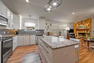 1209 Sherman St, Tioga, TX 76271 - Photo 16