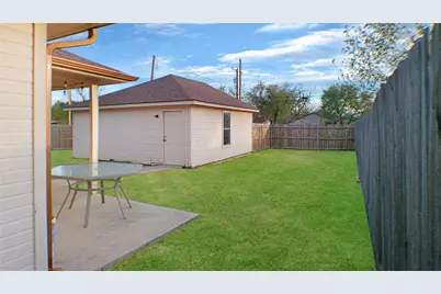 1806 SE 15th Street, Mineral Wells, TX 76067 - Photo 16