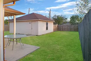 1806 SE 15th St, Mineral Wells, TX 76067 - Photo 16