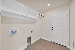 223 Jones St, Sanger, TX 76266 - Photo 14