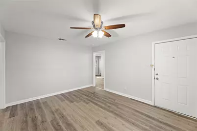 1406 Ridgeview Street, Mesquite, TX 75149 - Photo 4