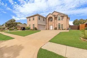 1326 Ballantrae Dr, Allen, TX 75013 - Photo 1