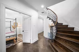 3605 Live Oak St, Dallas, TX 75204 - Photo 4