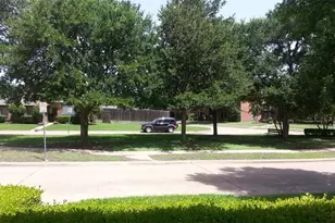 2030 Oak Creek Ct, Garland, TX 75040 - Photo 16