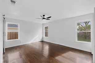 2812 San Medina Ave, Dallas, TX 75228 - Photo 16
