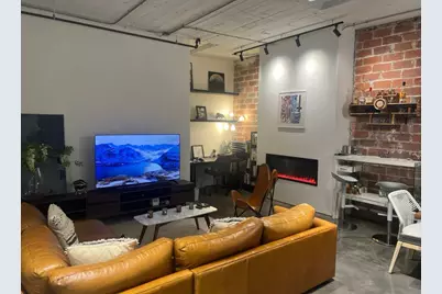 1122 Jackson Street #521, Dallas, TX 75202 - Photo 2