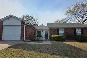 1731 Cliffcrest Dr, Duncanville, TX 75137 - Photo 1