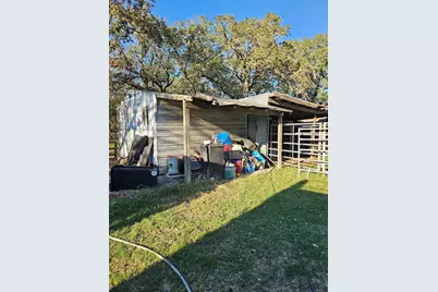 1447 Red Gate Road, Mart, TX 76664 - Photo 16