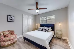 1224 W Hunt St, Sherman, TX 75092 - Photo 14