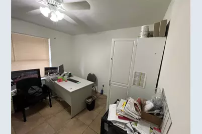 1327 Parkway Court, Arlington, TX 76010 - Photo 14