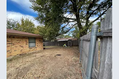 1327 Parkway Court, Arlington, TX 76010 - Photo 26