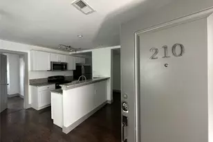 4633 Fairmount St, Dallas, TX 75219 - Photo 2