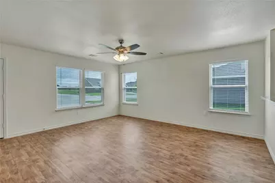 604 Crockett Drive, Cleburne, TX 76033 - Photo 8