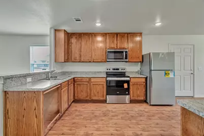 604 Crockett Drive, Cleburne, TX 76033 - Photo 10