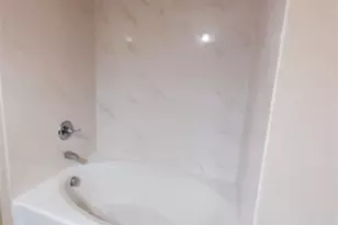 712 River Hill Ln, Fort Worth, TX 76114 - Photo 12