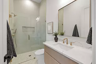 9917 Parkford Dr, Dallas, TX 75238 - Photo 10