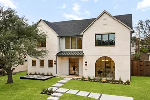 9917 Parkford Dr, Dallas, TX 75238 - Photo 2