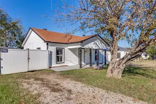 3304 Frazier Ave, Fort Worth, TX 76110 - Photo 2