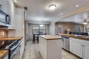 10 Biltmore Ct, Trophy Club, TX 76262 - Photo 6
