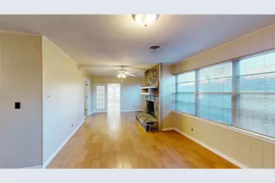 4936 Cockrell Avenue, Fort Worth, TX 76133 - Photo 4