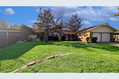 4936 Cockrell Avenue, Fort Worth, TX 76133 - Photo 2