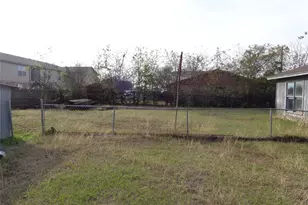 600 S 3rd St, Grandview, TX 76050 - Photo 16