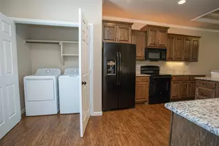 455 Neals Hill Rd, Oak Ridge, TX 76240 - Photo 10