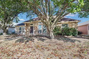 5849 Baker Dr, The Colony, TX 75056 - Photo 2