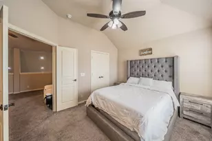 1425 Steve Dr, Crowley, TX 76036 - Photo 36