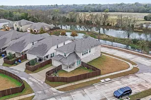 5346 Riverwalk Pkwy, Garland, TX 75040 - Photo 2