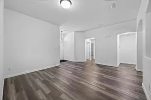 3921 Larkspur Dr, Haltom City, TX 76137 - Photo 6