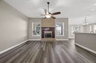 3921 Larkspur Dr, Haltom City, TX 76137 - Photo 8
