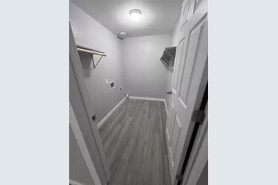 4025 Eastland Street, Fort Worth, TX 76119 - Photo 10