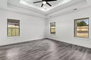 2827 Fernwood Ave, Dallas, TX 75216 - Photo 24