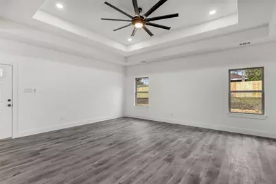 2827 Fernwood Avenue, Dallas, TX 75216 - Photo 12