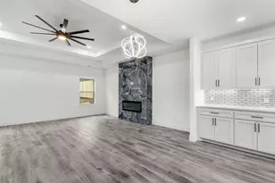 2827 Fernwood Ave, Dallas, TX 75216 - Photo 10