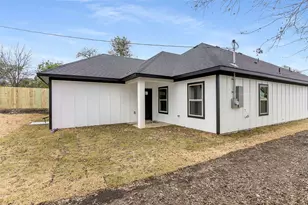 2827 Fernwood Ave, Dallas, TX 75216 - Photo 30