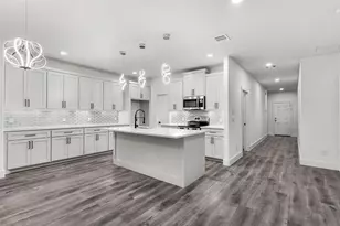 2827 Fernwood Ave, Dallas, TX 75216 - Photo 6